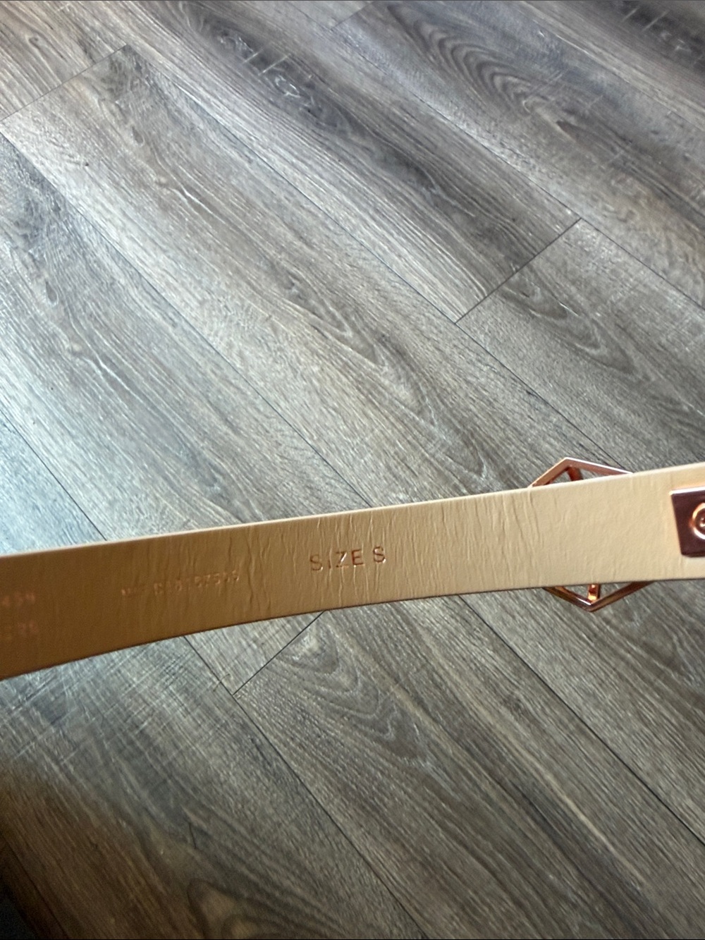 Ted Baker Rose Gold Bow skinny belt - Picture 3 of 5